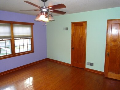 1903 Clay St, Cedar Falls, IA 50613 - photo 5