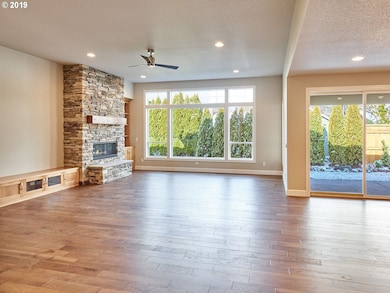 730 NW 11th Ave, Canby, OR 97013 - photo 5