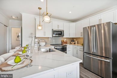 918 Riverplace Dr unit 18H, Conshohocken, PA 19428 - photo 4