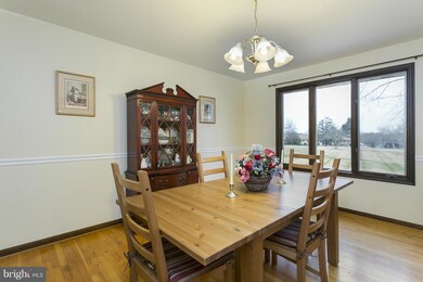 17208 Hunter Green Rd, Upperco, MD 21155 - photo 6