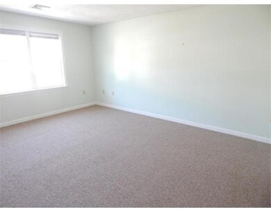 192 Bridle Cross Rd unit 192, Fitchburg, MA 01420 - photo 6