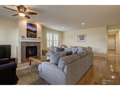 Living room w/ gas fireplace