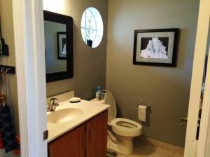 2352 Center Stone Ln, Riviera Beach, FL 33404 - photo 6