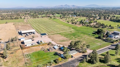 5755 SW Obsidian Ave, Redmond, OR 97756 - photo 5