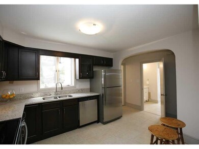 39 Hillis St, Portland, ME 04103 - photo 4