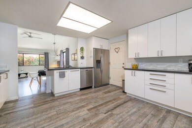 Kitchen 3