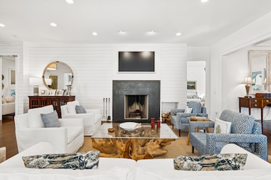 304 4th Ave, Mount Pleasant, SC 29464 - photo 6