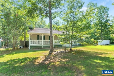 3970 Boston Creek Dr, Charlottesville, VA 22902 - photo 4