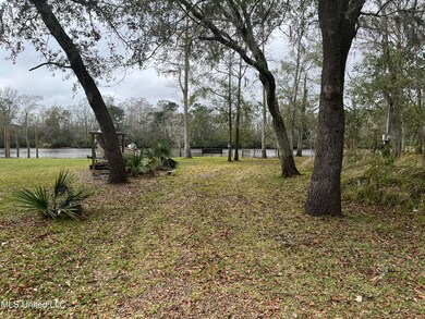 9413 Riverlodge Dr, Moss Point, MS 39562 - photo 3