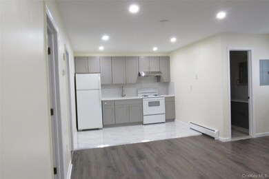 92 Velie Rd unit C, Lagrangeville, NY 12540 - photo 4