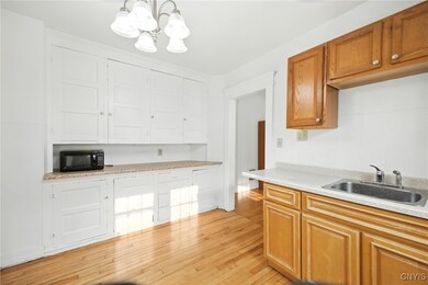 142 Redfield Place unit 140, Syracuse, NY 13210 - photo 5