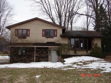 806 Chateau Drive (1).JPG