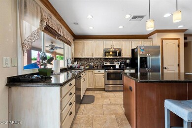 07-Kitchen