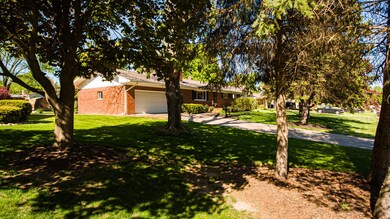 6174PickettsWay32