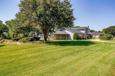 301 Edgehill Rd, Joshua, TX 76058 - photo 5