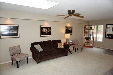 19 Ciemny Ln, Bella Vista, AR 72715 - photo 7