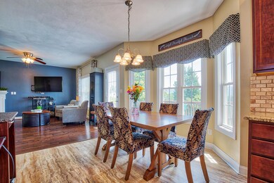 Eatin Kitchen Area