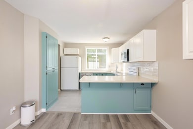 4241 Sylvia Ln N, Saint Paul, MN 55126 - photo 3