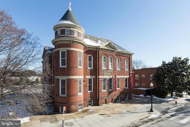 1801 35th St NW, Washington, DC 20007 - photo 2