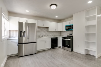 635 Laclede St, Indianapolis, IN 46241 - photo 2