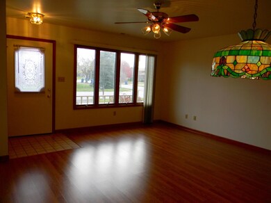 618 Briarwood Dr unit B, Dyer, IN 46311 - photo 4