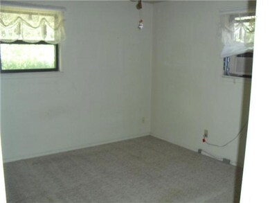 Bedroom. 2nd bedroom