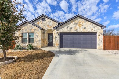 121 Riley Ln, Fredericksburg, TX 78624 - photo 2