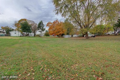 10710 Scaggsville Rd, Laurel, MD 20723 - photo 7