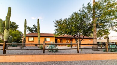 2,571 Sq Ft Poets Corner