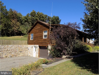 1501 S Main St, Bechtelsville, PA 19505 - photo 2