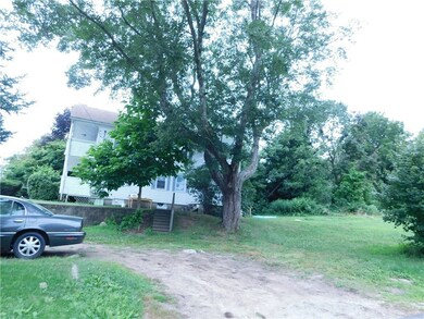 96 Read Ave, Coventry, RI 02816 - photo 4