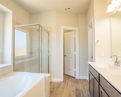 2517 Grace St, Bay City, TX 77414 - photo 7