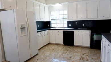 2018 Thompson Rd, Richmond, TX 77469 - photo 6