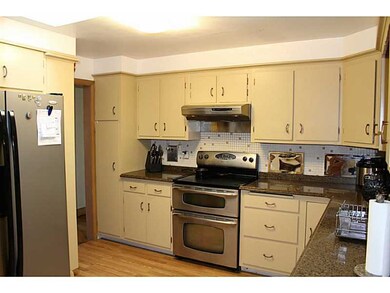 613 Academy Ave, Providence, RI 02908 - photo 6