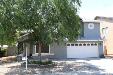 4638 N Guadal