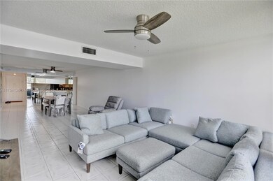 1524 Whitehall Dr unit 102, Davie, FL 33324 - photo 7
