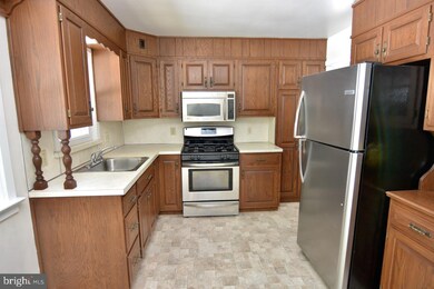 508 Euclid Ave, Temple, PA 19560 - photo 4