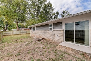 4813 Eastgate Dr, Columbus, IN 47203 - photo 7