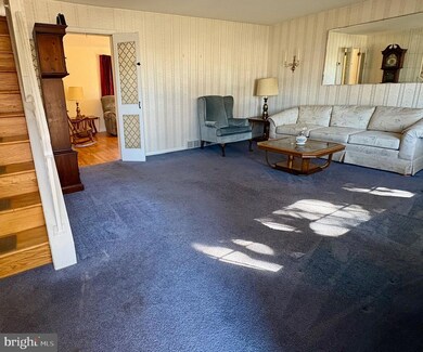 4955 Jefferson Dr, Brookhaven, PA 19015 - photo 3