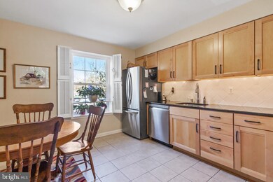 10759 Bridlerein Terrace, Columbia, MD 21044 - photo 4