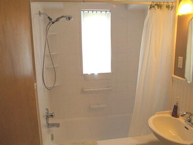 Full Bath.