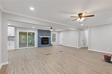 2224 Hudson Dr SW, Lilburn, GA 30047 - photo 6