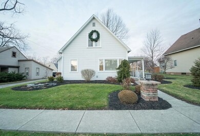 312 W Lafever St, Ossian, IN 46777 - photo 2