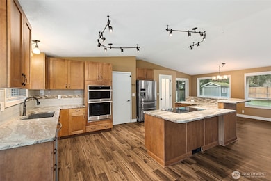 3843 Vassar Loop SE, Lacey, WA 98503 - photo 3