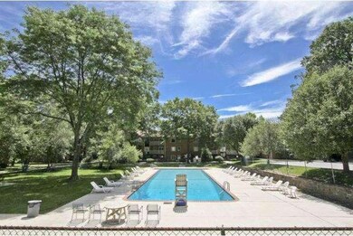 300 Campbell Cir unit F10, Downingtown, PA 19335 - photo 4