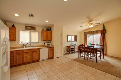 Kitchen / Family room
