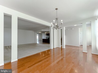 22957 Woodland Park Rd, California, MD 20619 - photo 6