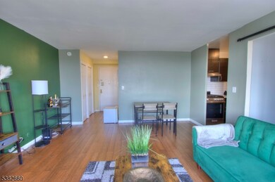 The Kennedy House unit 14 I, Bayonne, NJ 07002 - photo 2