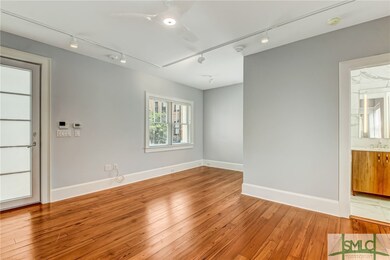 30 E Jones Ln, Savannah, GA 31401 - photo 5