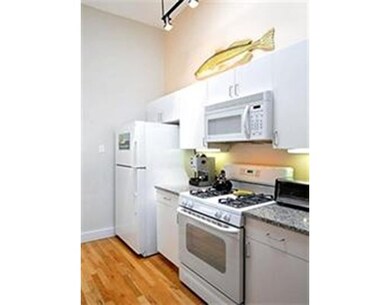 13 Willow St unit 502, Lynn, MA 01901 - photo 7